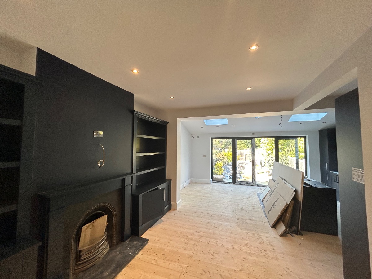 Painter and Decorator: Image 30